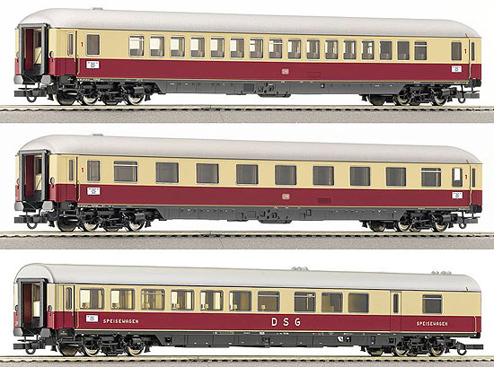 Set of 2 Passenger cars of TEE train &quot;Blower Enzian&quot;<br /><a href='images/pictures/Roco/64024.jpg' target='_blank'>Full size image</a>